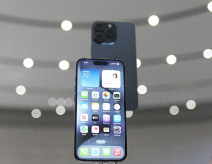 尧都Apple维修站分享买iPhone15还是华为Mate60 尧都Apple维修站分享买iPhone15还是华为Mate60